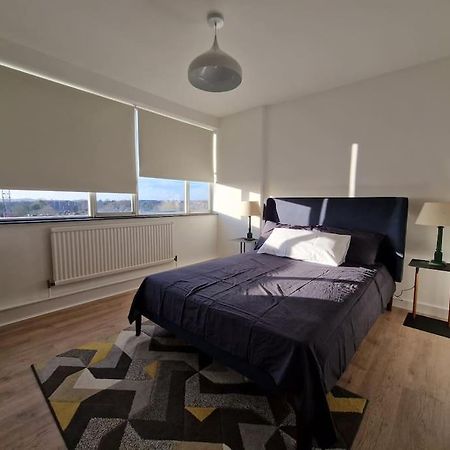 Newly Renovated Apartment! Лондон Экстерьер фото